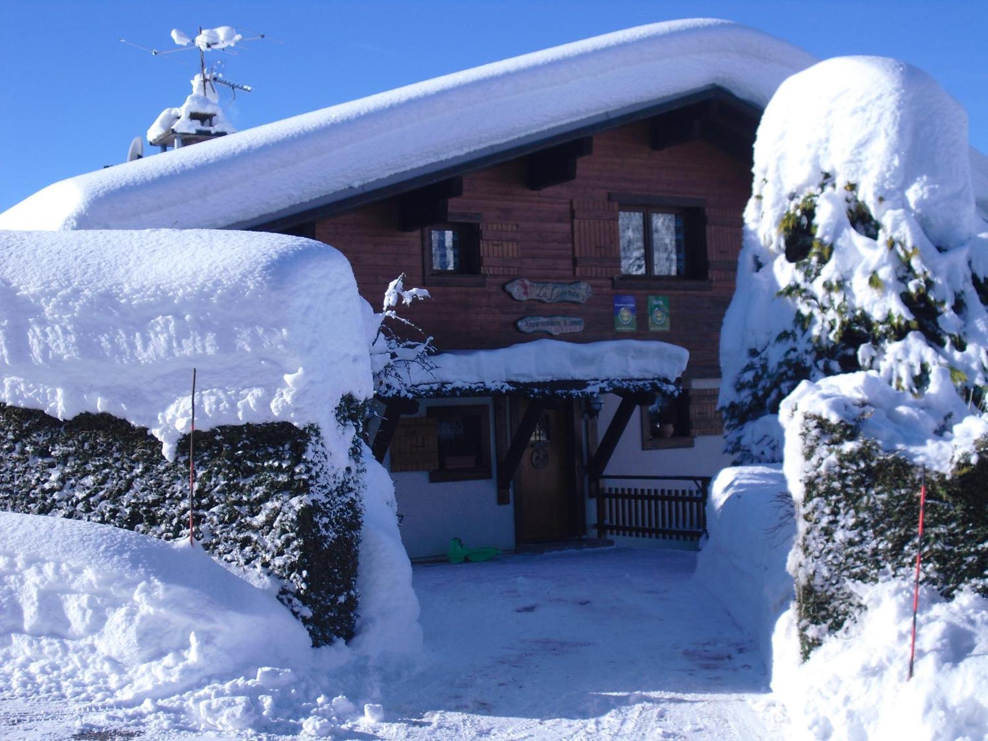 Chalet La Licorne 1 - Pied Des Pistes นอเทรอ-ดาม-เด-เบลล์คอมบ์ ภายนอก รูปภาพ