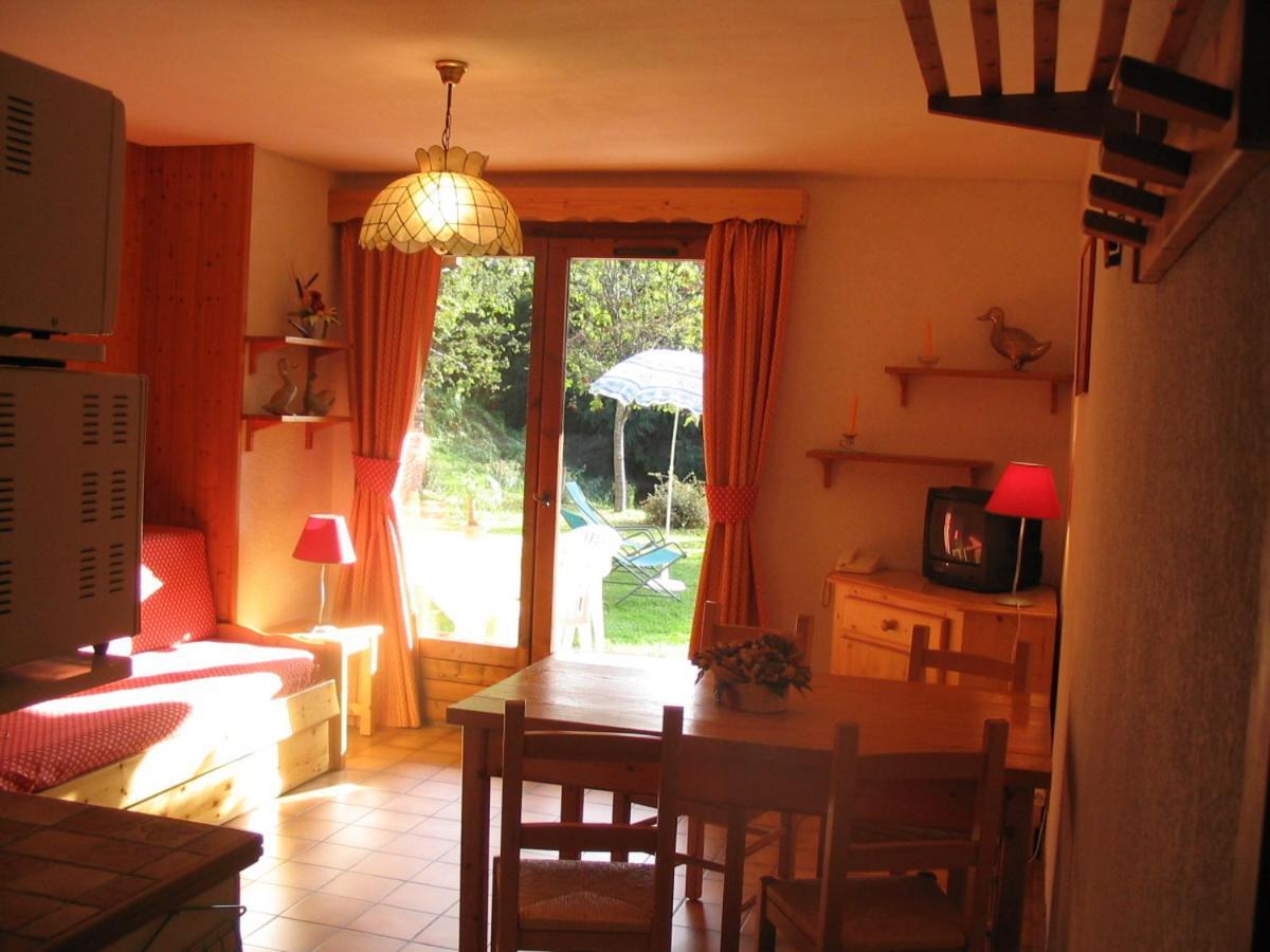 Chalet La Licorne 1 - Pied Des Pistes นอเทรอ-ดาม-เด-เบลล์คอมบ์ ภายนอก รูปภาพ